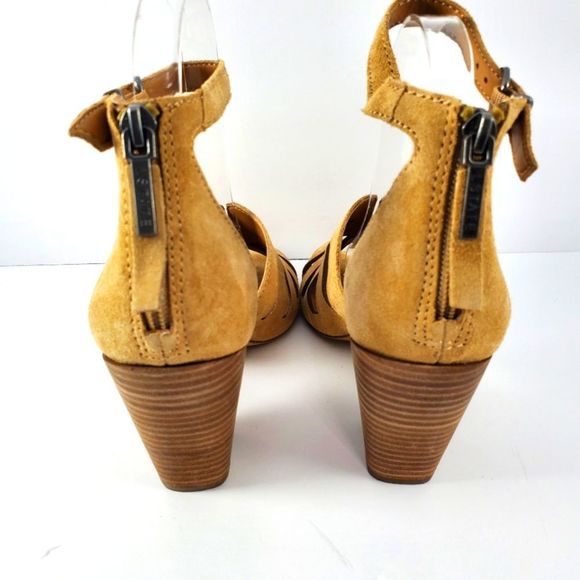 NWOT!!!! 1.State Nallay Suede Sandals Size 7.5.  S746 - Picture 3 of 7